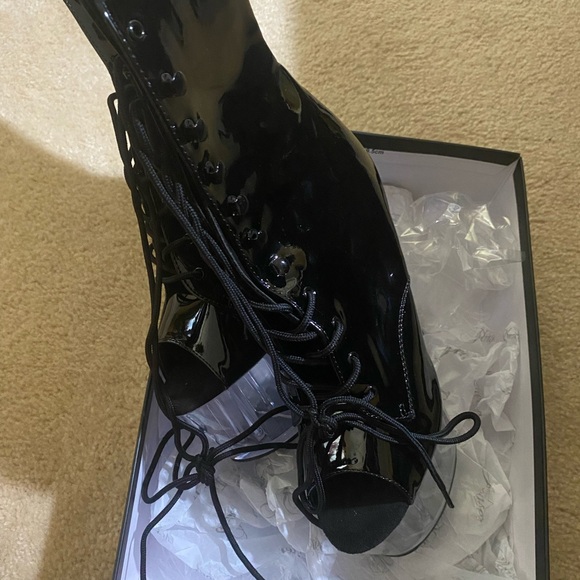 Adore Black Ankle Boots with Glossy Finish - Picture 4 of 8